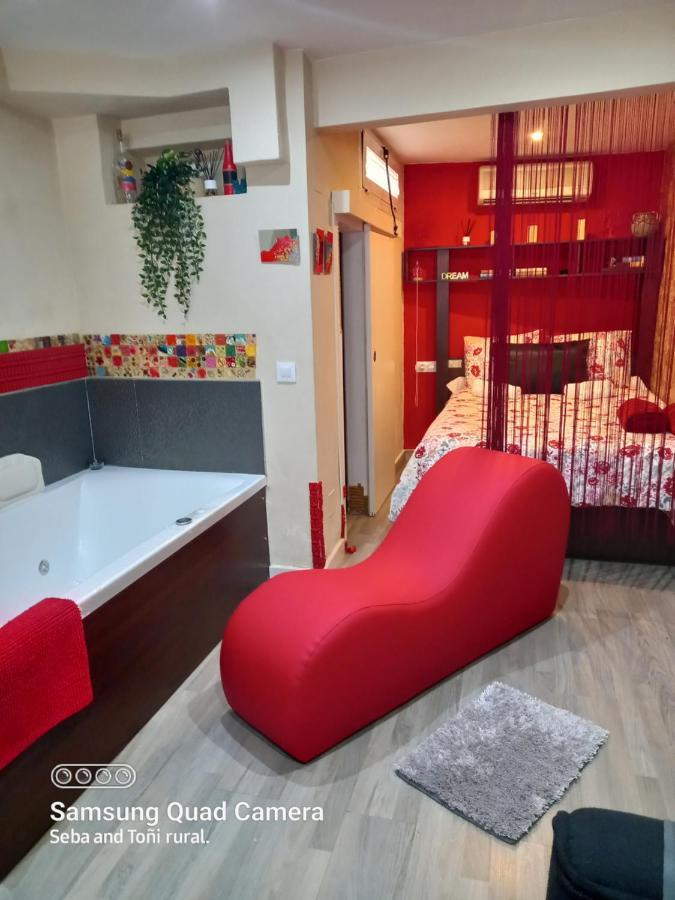 Loft "Coqueto" Rojo Apartment Ubrique Luaran gambar